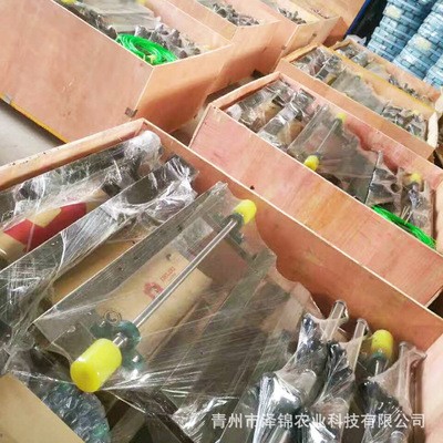 加工定制 溫室灌溉移動式噴灌機(jī) 養(yǎng)殖大棚噴灌機(jī) 現(xiàn)代化農(nóng)業(yè)設(shè)備