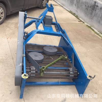 新款土豆收獲機后懸掛土豆收獲機現(xiàn)貨各種尺寸收獲干凈工作效率高