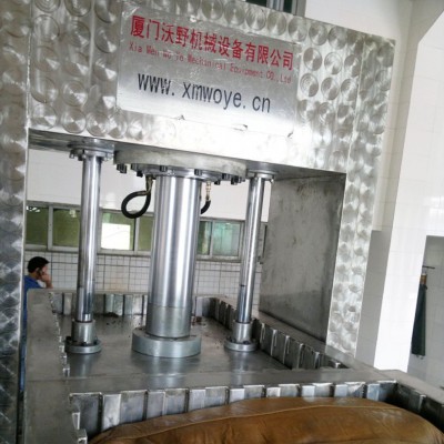定制高鹽稀態(tài)醬油壓榨機(jī) 全自動液壓醬油提取機(jī)壓榨生產(chǎn)線設(shè)備