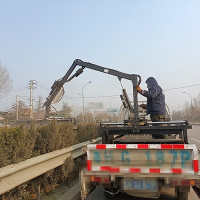 大型車載式電動綠籬修剪機(jī) 市政園林機(jī)械綠籬修剪機(jī)