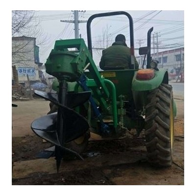 挖坑機(jī)