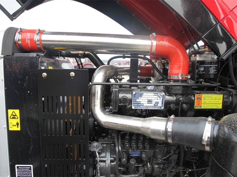 東方紅LX650輪式拖拉機(jī)